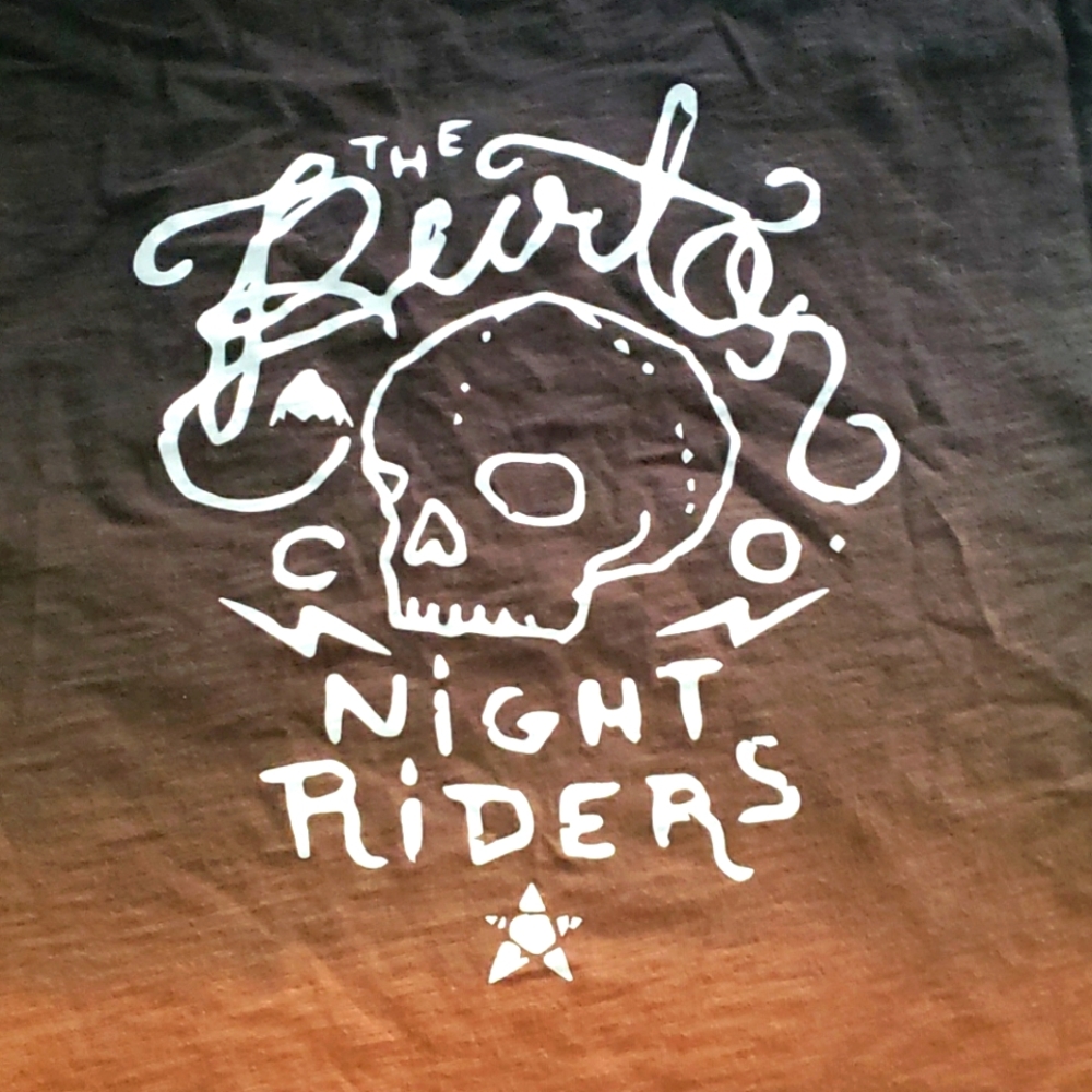 Burton Night Riders tee shirt XS split back